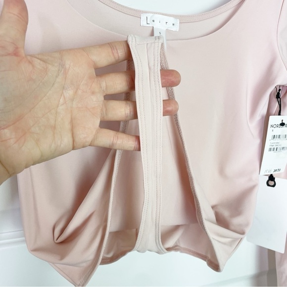 New Leith Nordstrom Double Scoop Long Sleeve Bodysuit in Pink Smoke - Picture 6 of 6